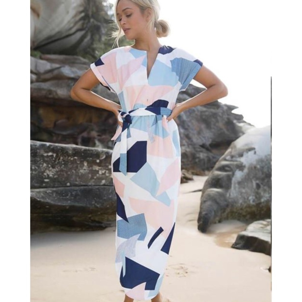 NEW Geometric Print Dress